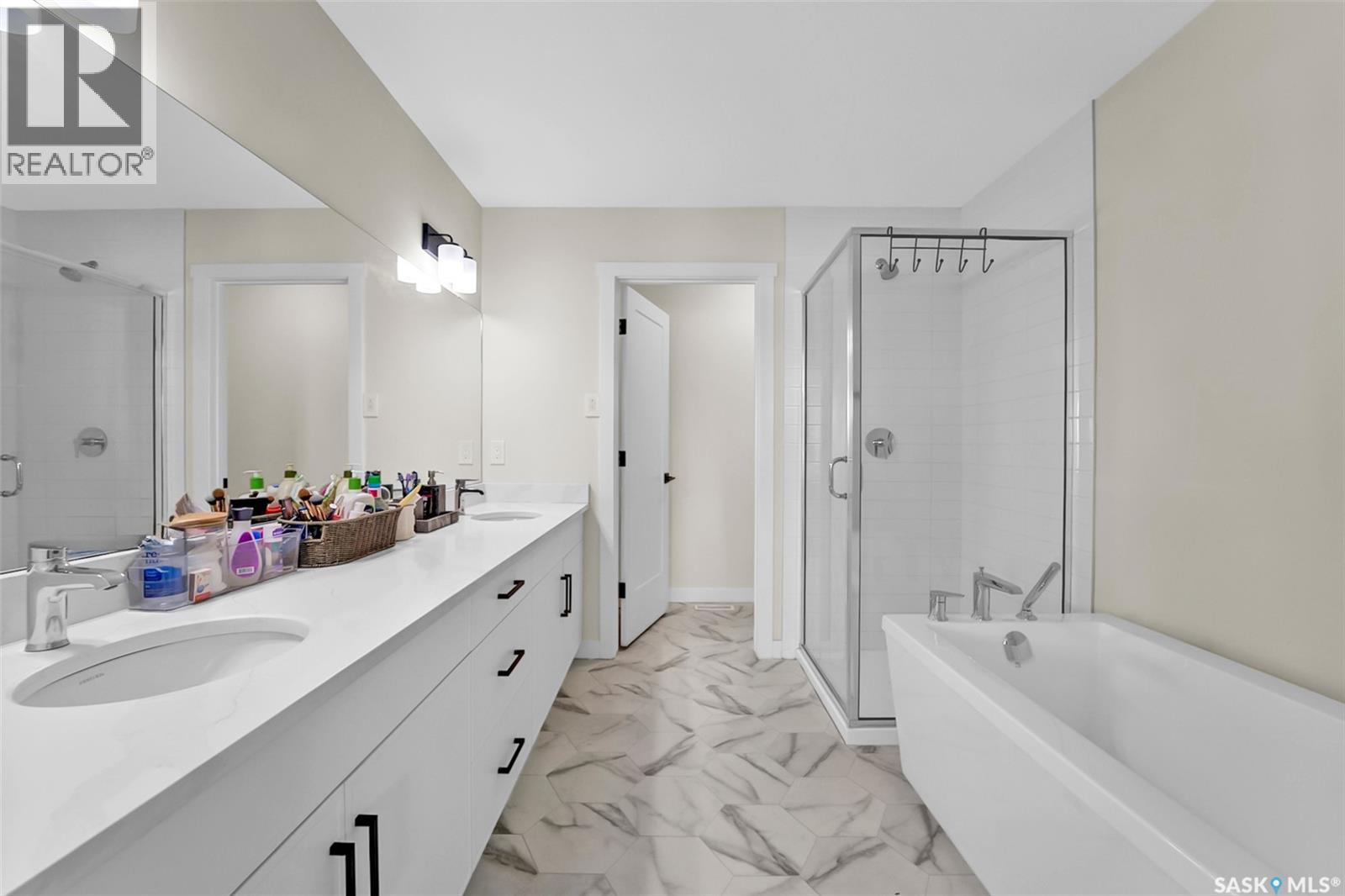 527 Keith Turn, Saskatoon, Saskatchewan  S7V 0Y1 - Photo 32 - SK034904