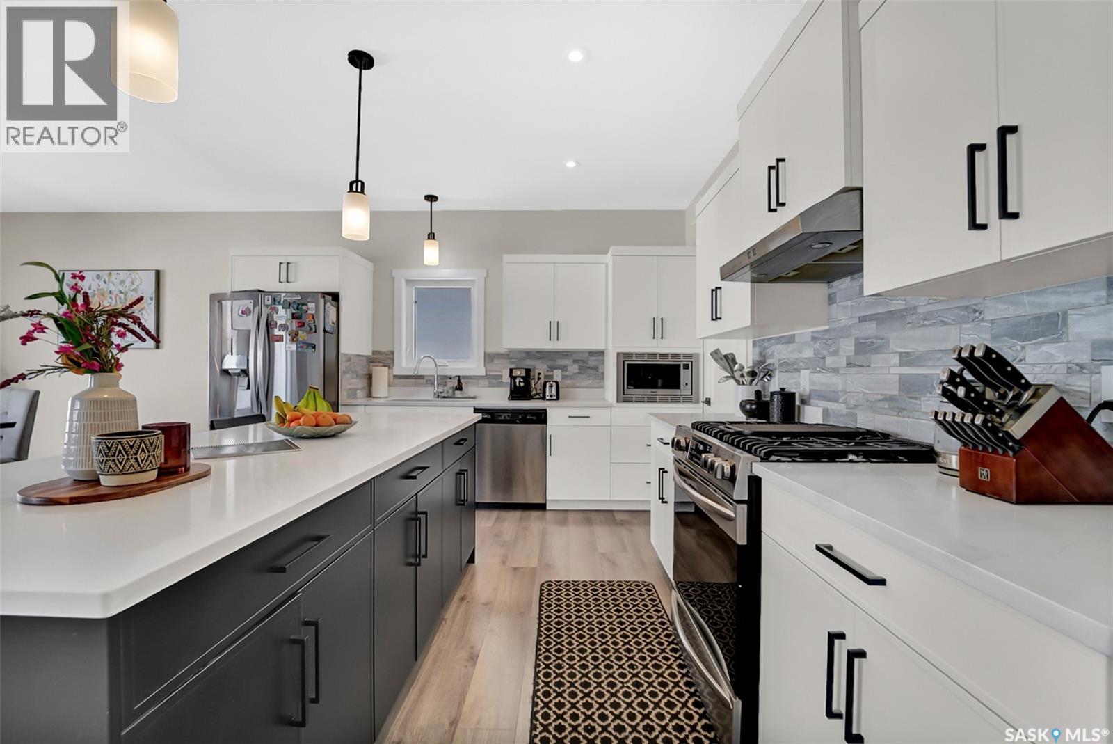 527 Keith Turn, Saskatoon, Saskatchewan  S7V 0Y1 - Photo 7 - SK034904