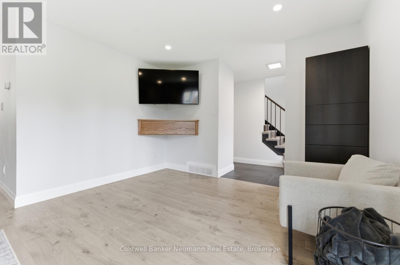 311 Eliza Street, Wellington North, Ontario  N0G 1A0 - Photo 7 - X13095580