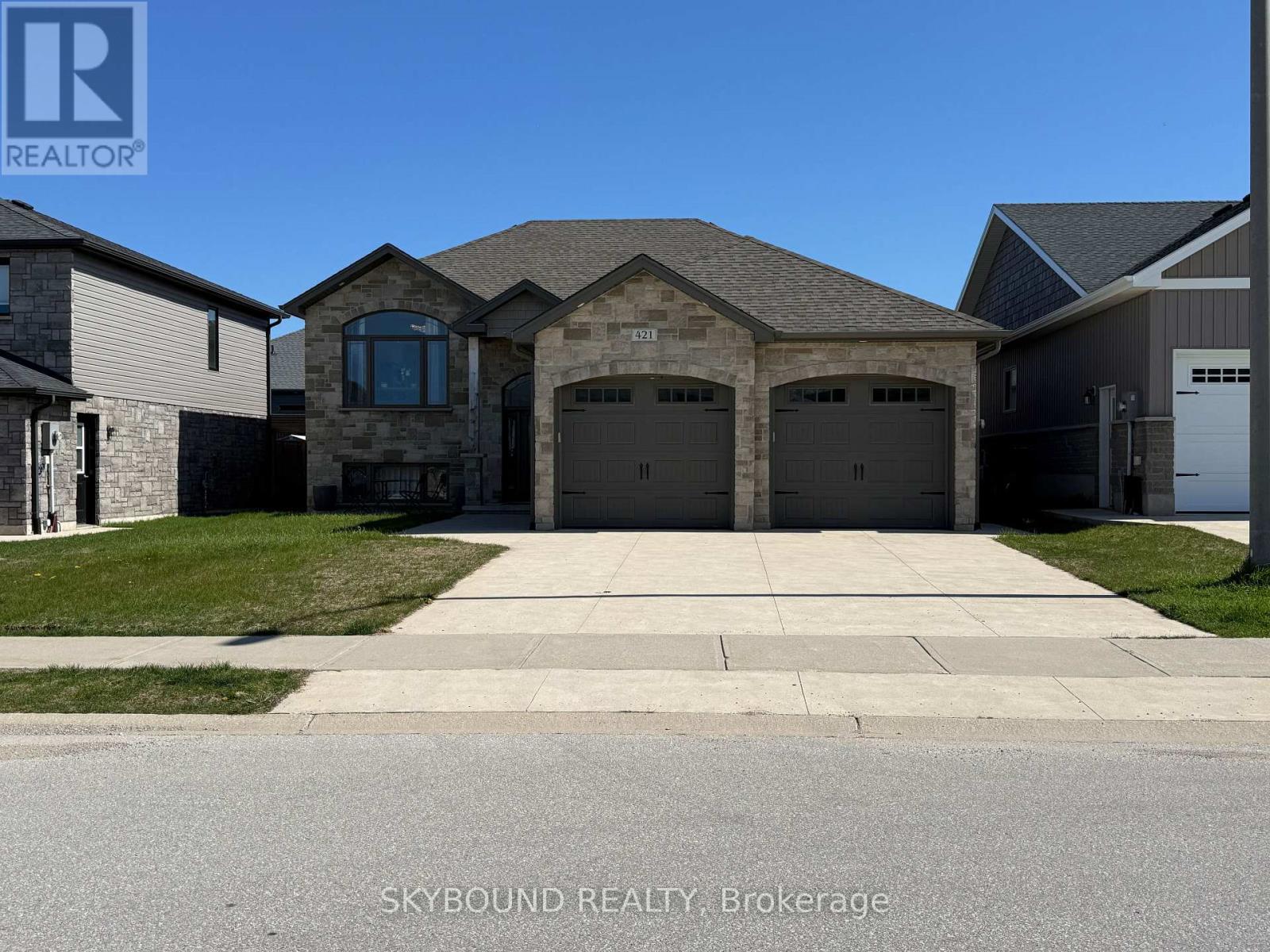 421 BUCKBY LANE, Saugeen Shores, Ontario