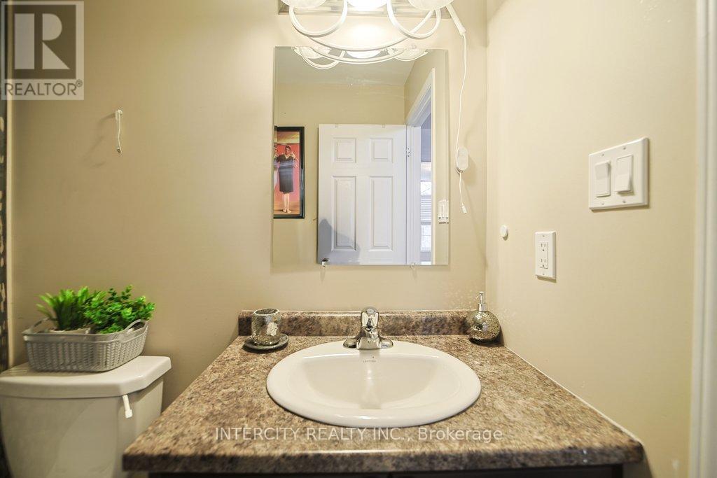 74 - 21 Diana Avenue, Brantford, Ontario  N3T 0G2 - Photo 25 - X13095410