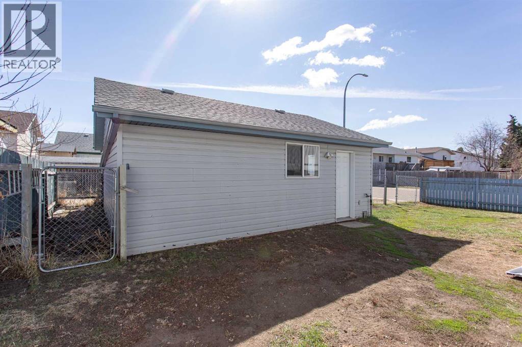 57 Spring Close, Blackfalds, Alberta  T0M 0J0 - Photo 35 - A2308163