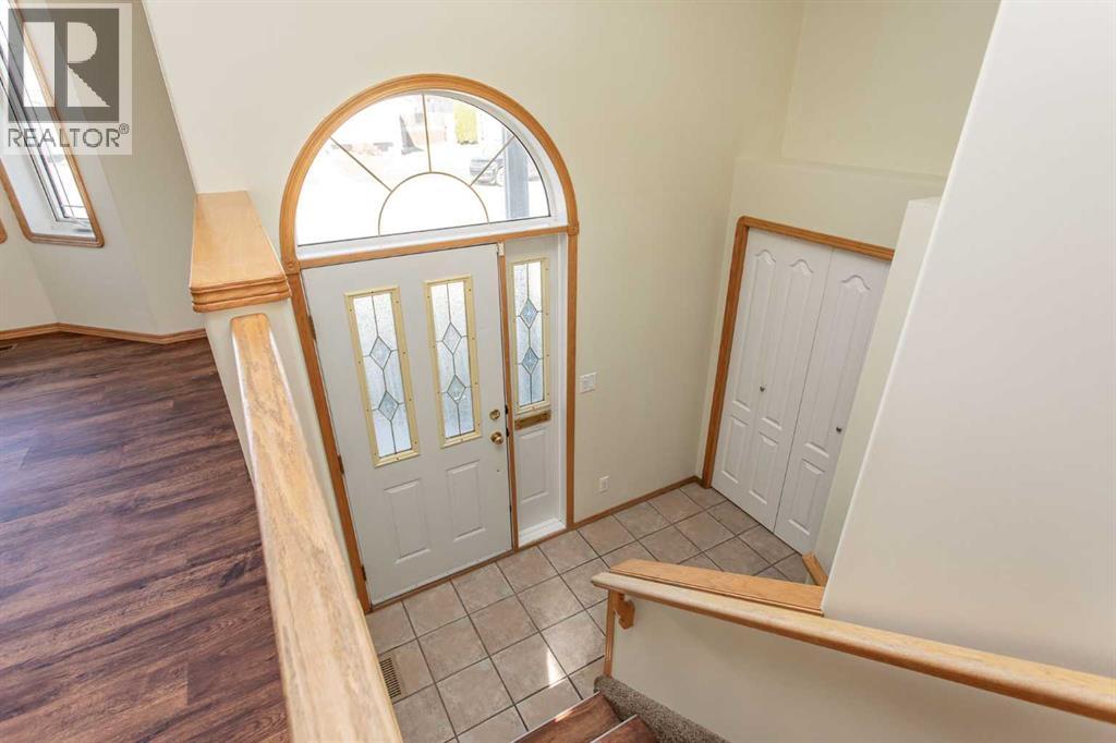 57 Spring Close, Blackfalds, Alberta  T0M 0J0 - Photo 4 - A2308163