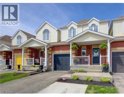 18 CARRIAGE HILL Trail, Elmira, Ontario
