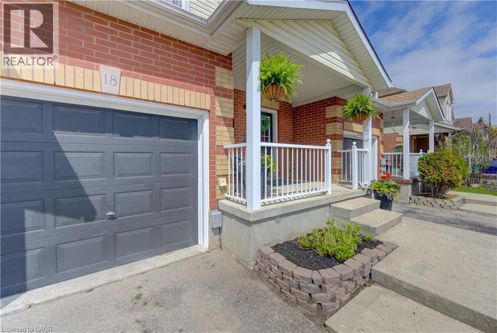 18 Carriage Hill Trail, Elmira, Ontario  N3B 3K7 - Photo 3 - 40826685