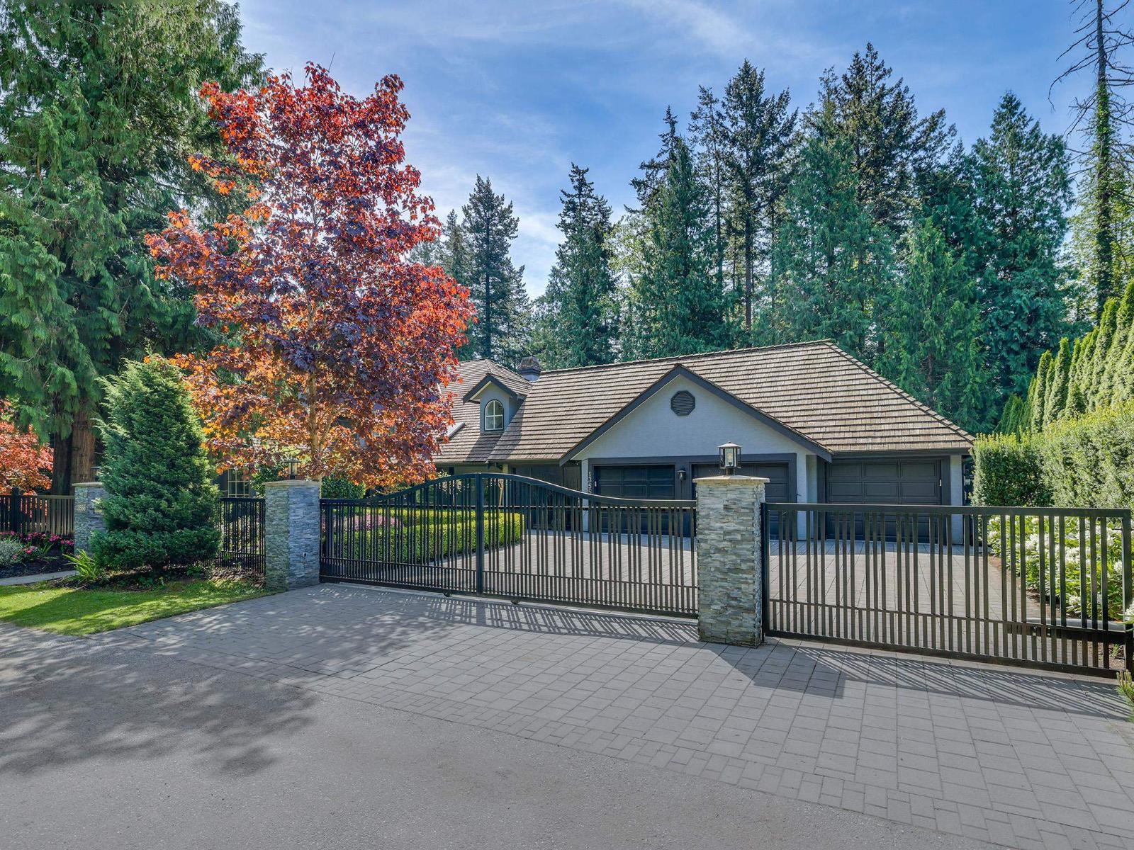13556 18 Avenue, Surrey, British Columbia  V4A 1W3 - Photo 2 - R3119932