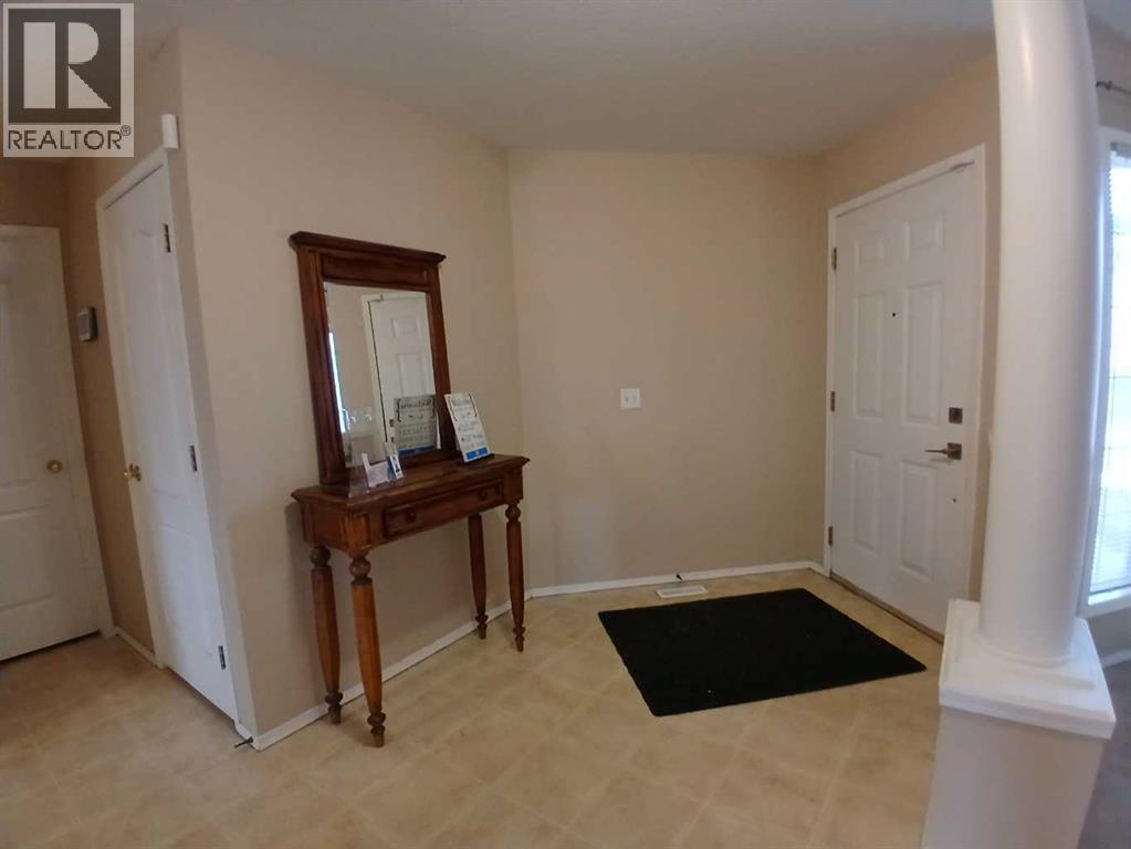 141 Arbour Stone Close Nw, Calgary, Alberta  T3G 4T2 - Photo 3 - A2300556