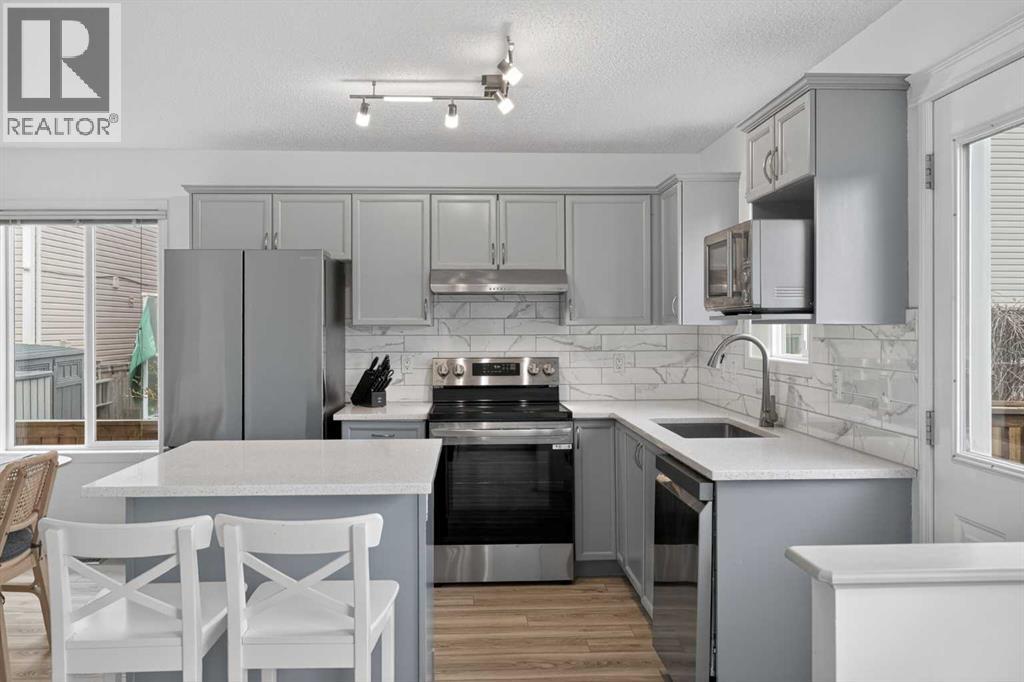 8050 Cougar Ridge Avenue SW, Calgary, Alberta  T3H 5S5 - Photo 8 - A2307954