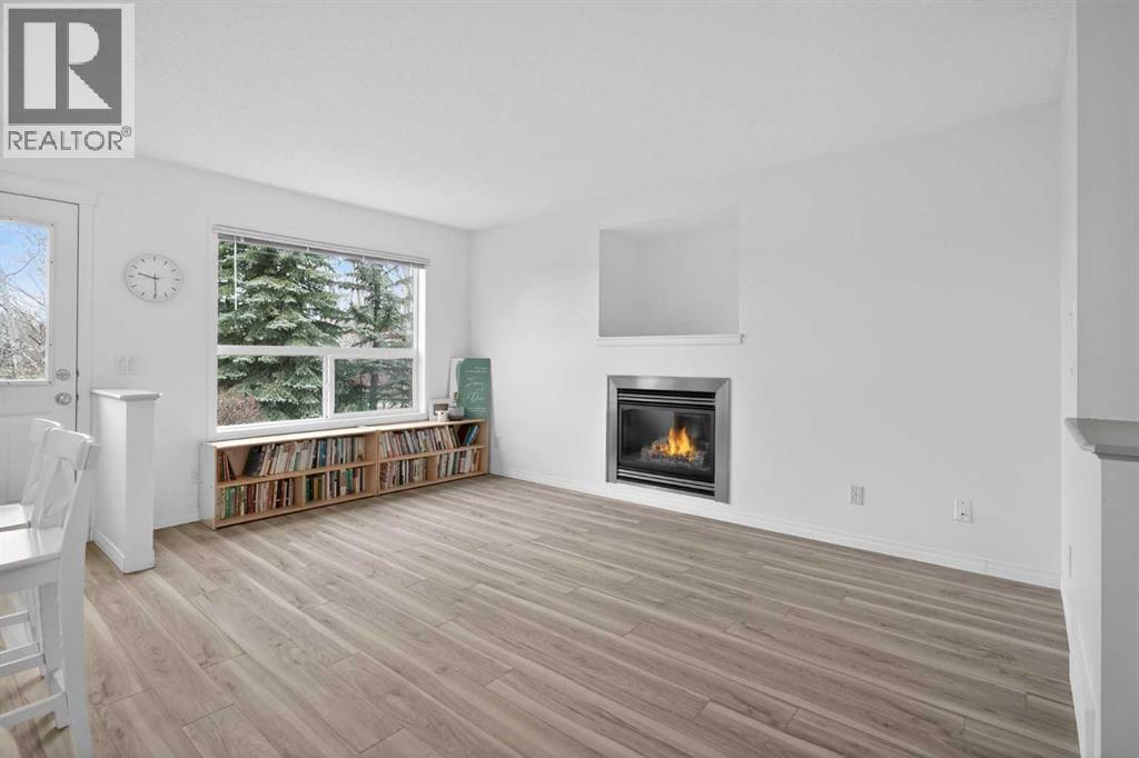 8050 Cougar Ridge Avenue SW, Calgary, Alberta  T3H 5S5 - Photo 4 - A2307954