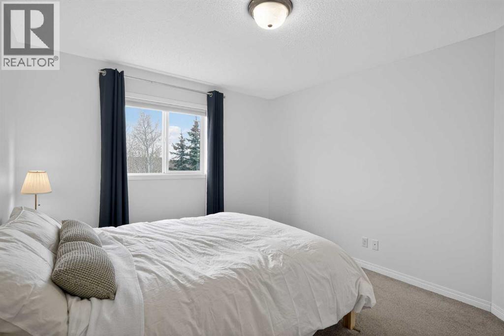 8050 Cougar Ridge Avenue SW, Calgary, Alberta  T3H 5S5 - Photo 18 - A2307954