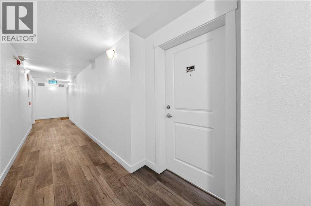 2208, 6118 80 Avenue NE, Calgary, Alberta  T3J 0S6 - Photo 4 - A2308608
