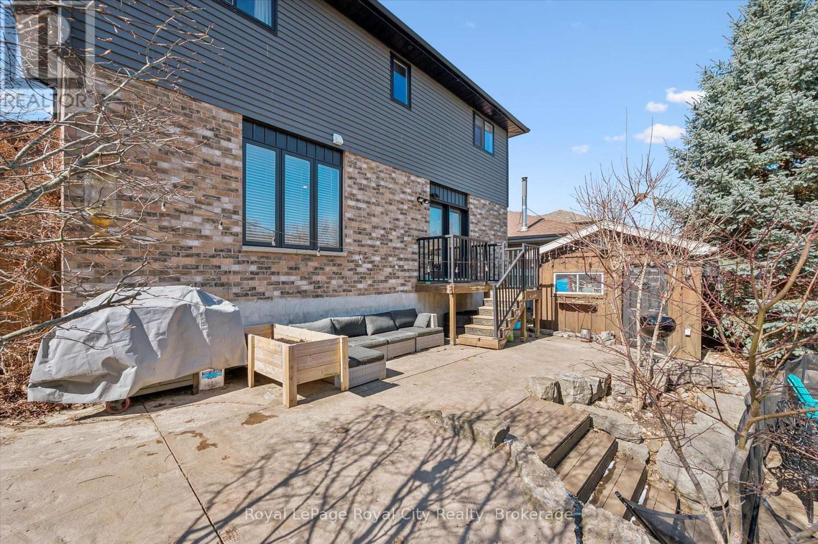 20 Darby Road, Guelph (Willow West/sugarbush/west Acres), Ontario N1K 1R4 - Photo 45 - X12984856
