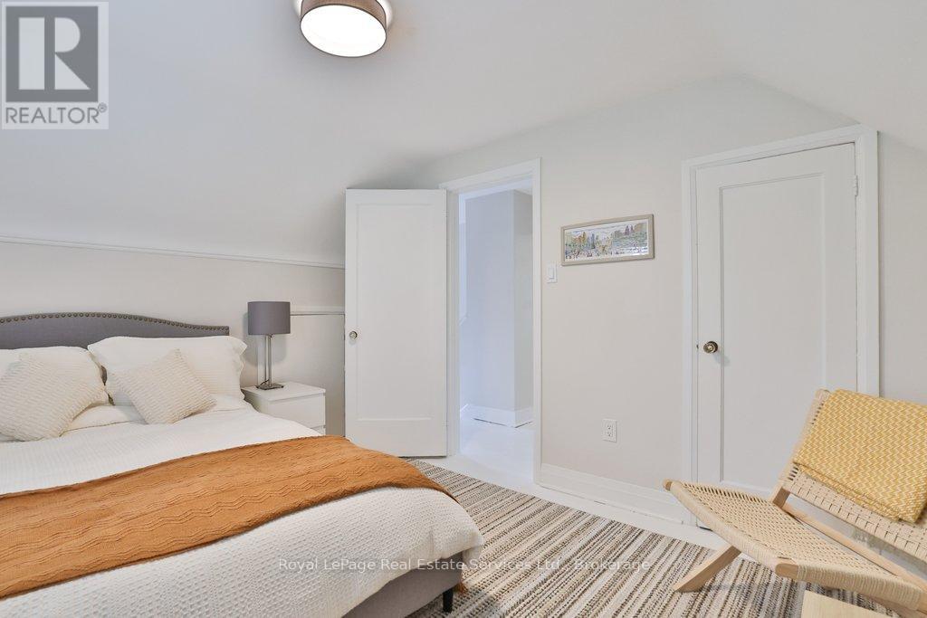 7 Stewart Street, Oakville, Ontario  L6K 1X3 - Photo 19 - W13095862