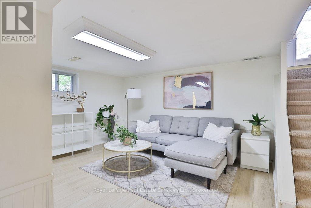 7 Stewart Street, Oakville, Ontario  L6K 1X3 - Photo 25 - W13095862