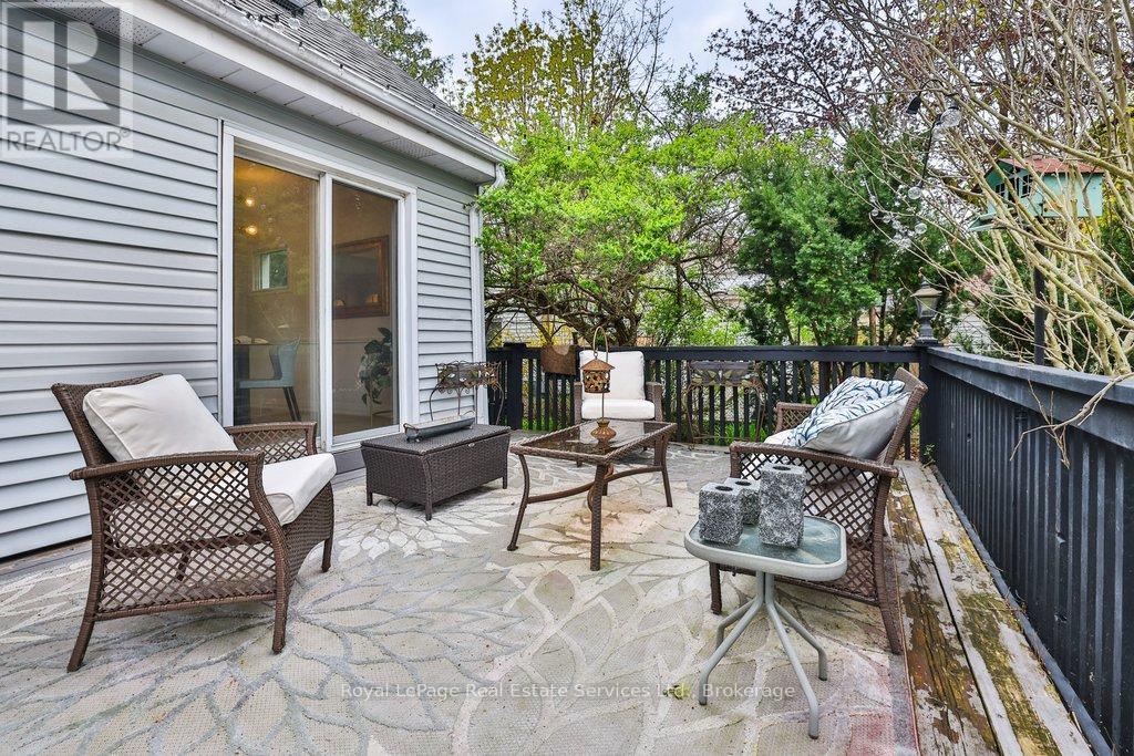 7 Stewart Street, Oakville, Ontario  L6K 1X3 - Photo 27 - W13095862