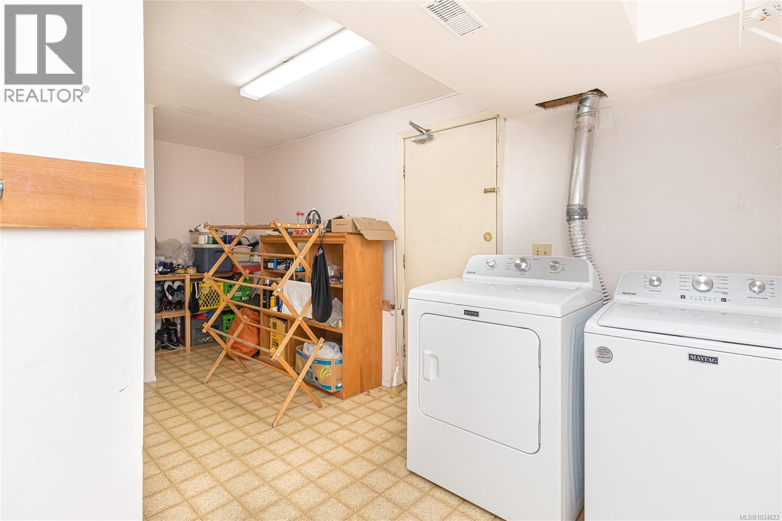10046 Judson Pl, Sidney, British Columbia  V8L 3M3 - Photo 35 - 1034623