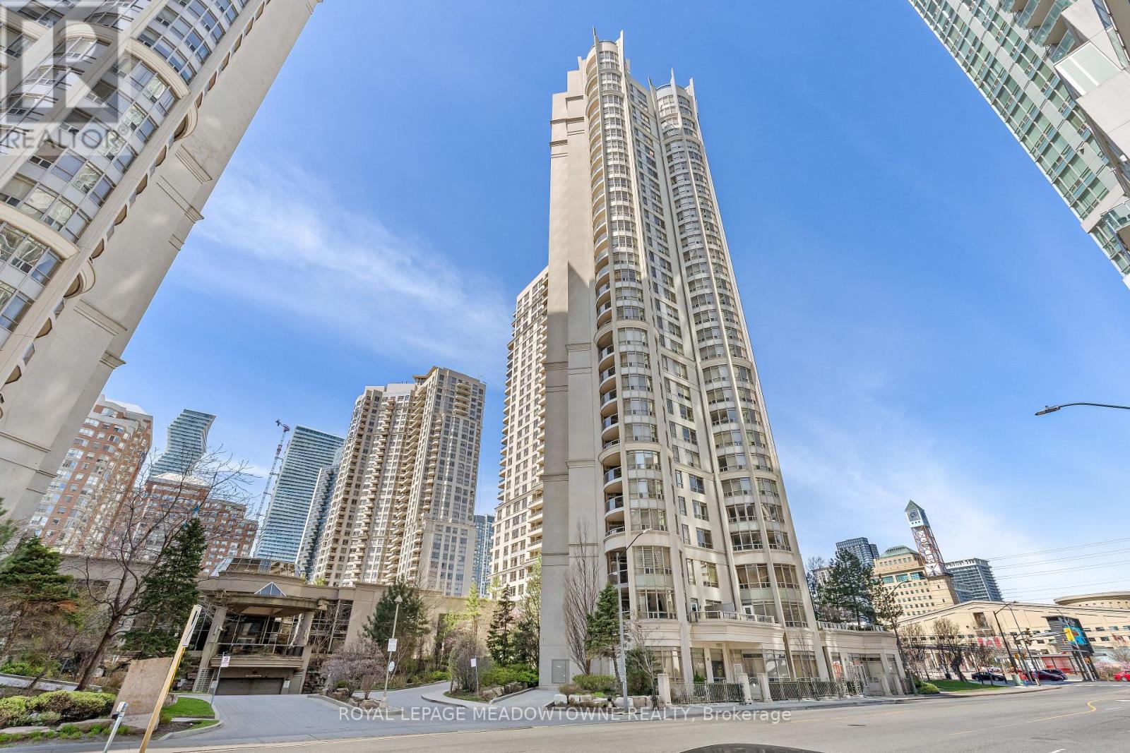 1030 - 3888 DUKE OF YORK BOULEVARD, Mississauga, Ontario