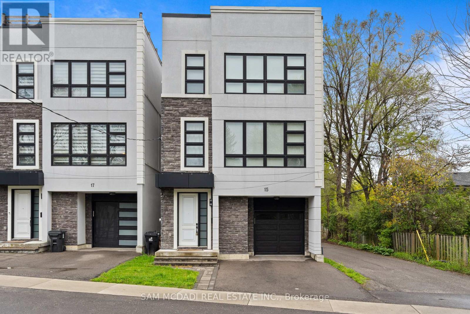 15 Old Oak Drive, Toronto, Ontario  M9A 1A3 - Photo 33 - W13004640