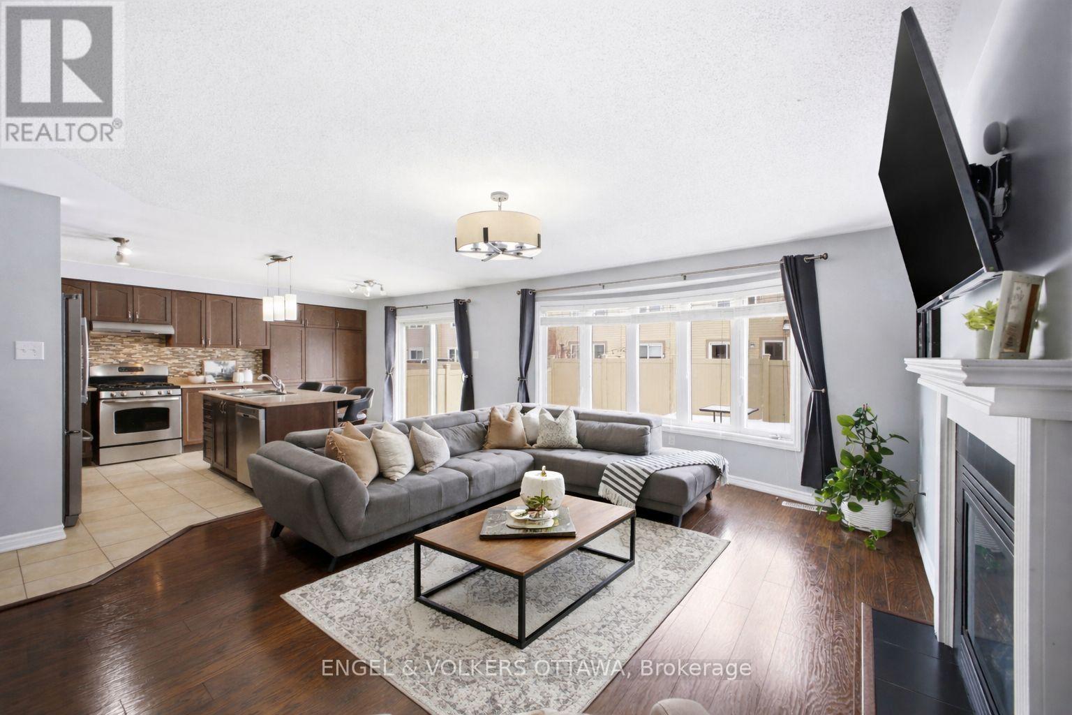 2206 Watercolours Way, Ottawa, Ontario  K2J 5J8 - Photo 11 - X12905272