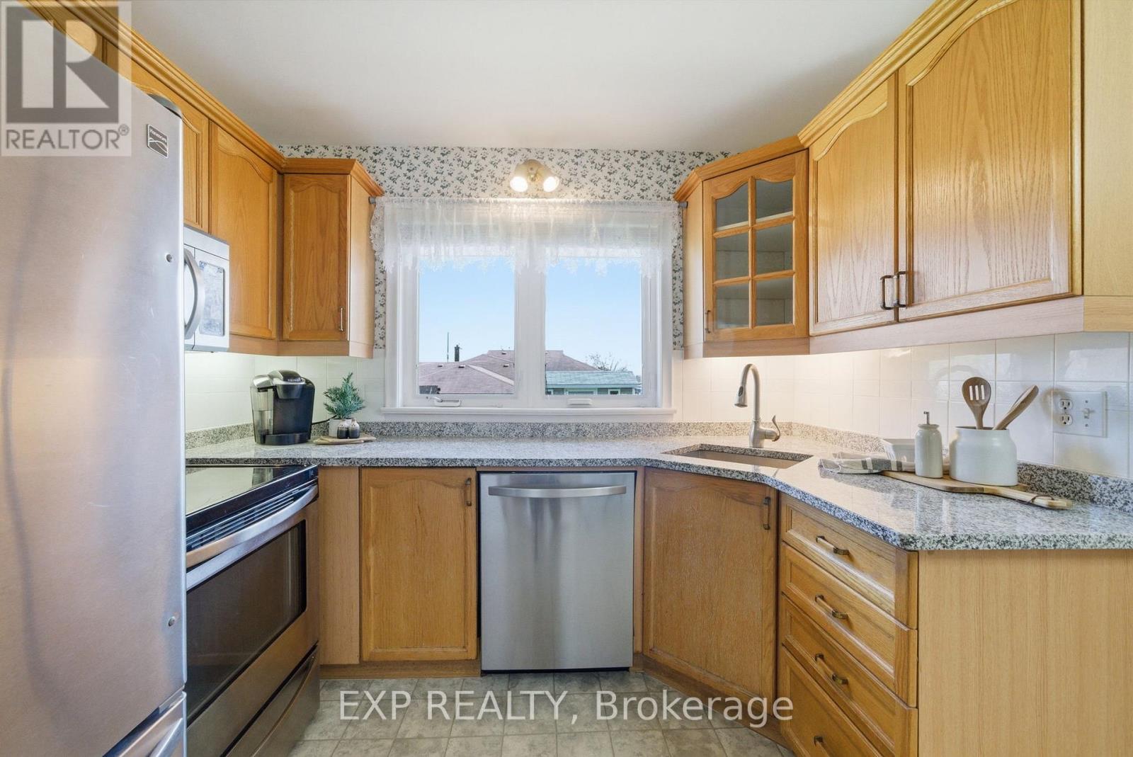 775 Emerson Avenue, Oshawa, Ontario  L1H 3L2 - Photo 14 - E13095896