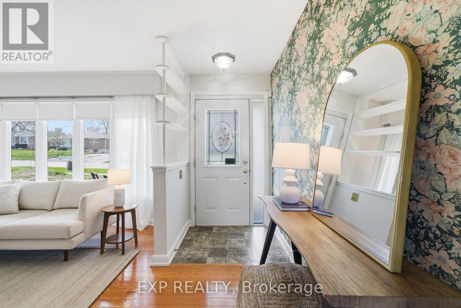 775 Emerson Avenue, Oshawa, Ontario  L1H 3L2 - Photo 5 - E13095896