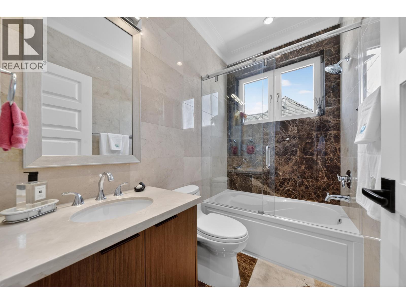 2664 W 22 Avenue, Vancouver, British Columbia  V6L 1M2 - Photo 28 - R3118567