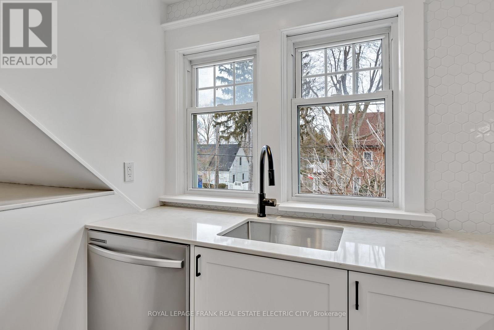1353 Monaghan Road, Peterborough, Ontario  K9J 5M2 - Photo 14 - X13095986