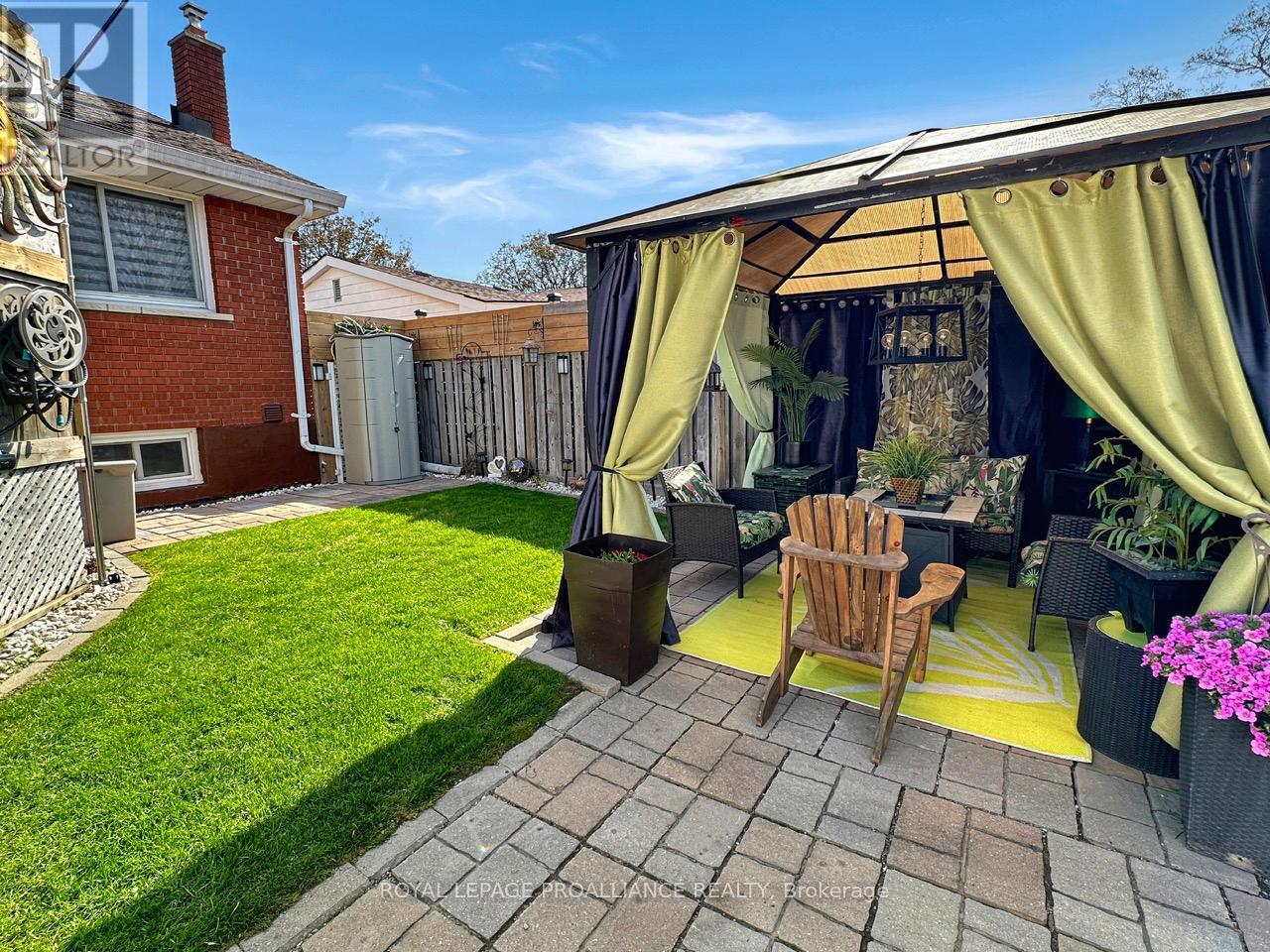 10 Chown Crescent, Belleville, Ontario  K8P 4P9 - Photo 30 - X13096104