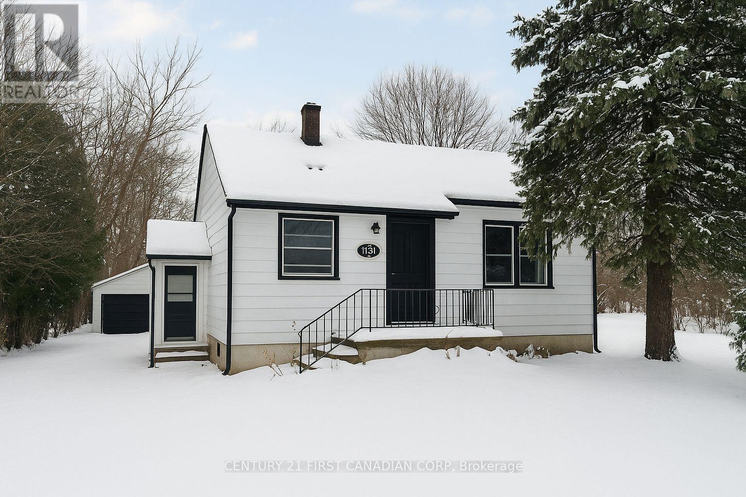 1131 Crumlin Side Road, London East, Ontario  N5V 1R6 - Photo 1 - X13095650