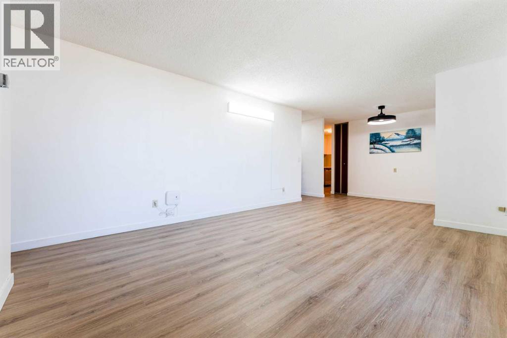 802, 4944 Dalton Drive NW, Calgary, Alberta  T3A 2E6 - Photo 6 - A2308921