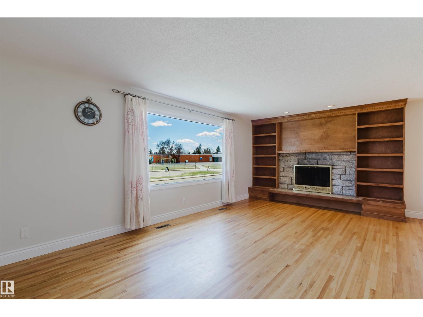 3752 114 St Nw, Edmonton, Alberta  T6J 1M4 - Photo 4 - E4486190
