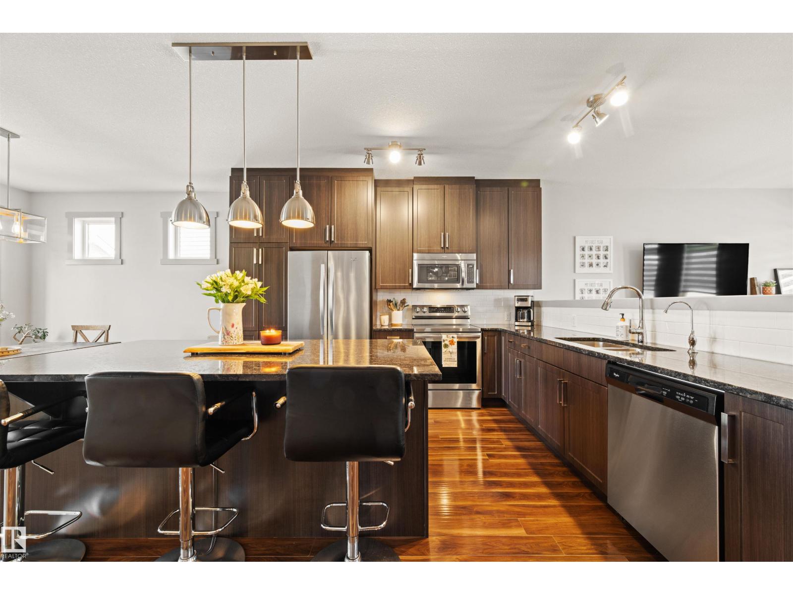 16460 15 Av Sw, Edmonton, Alberta  T6W 2Z7 - Photo 7 - E4486192