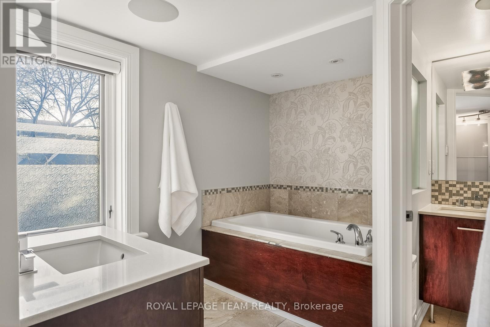 105 Crichton Street, Ottawa, Ontario  K1M 1V8 - Photo 25 - X13095744