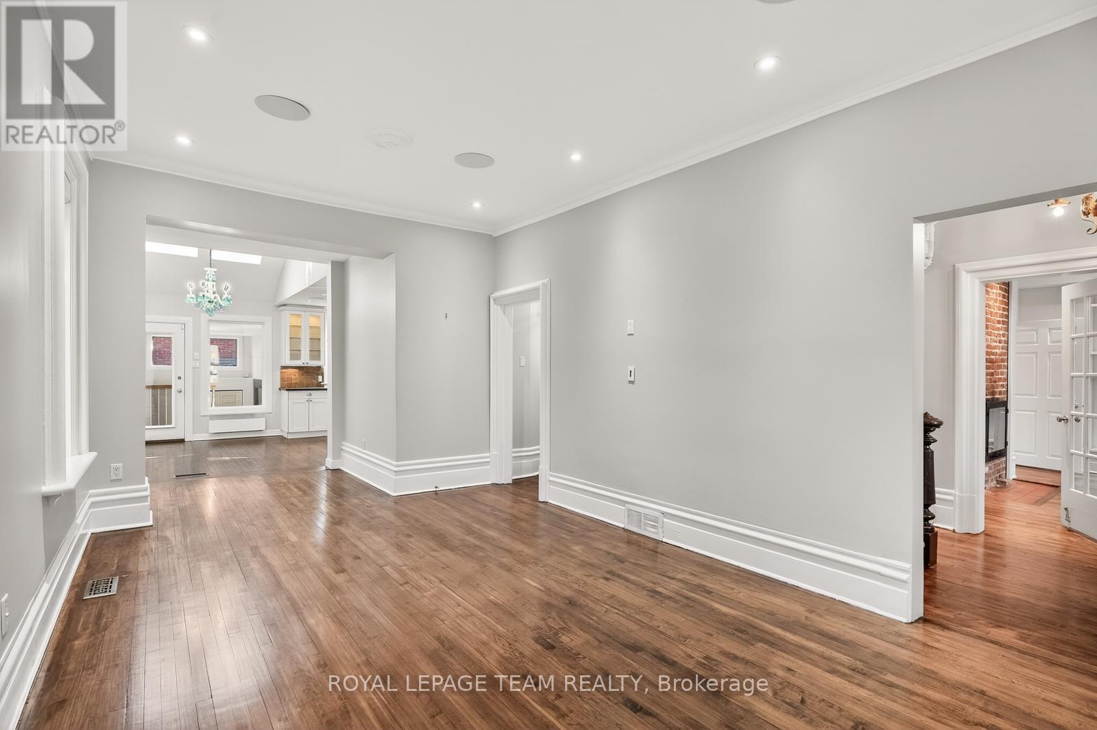 105 Crichton Street, Ottawa, Ontario  K1M 1V8 - Photo 4 - X13095744