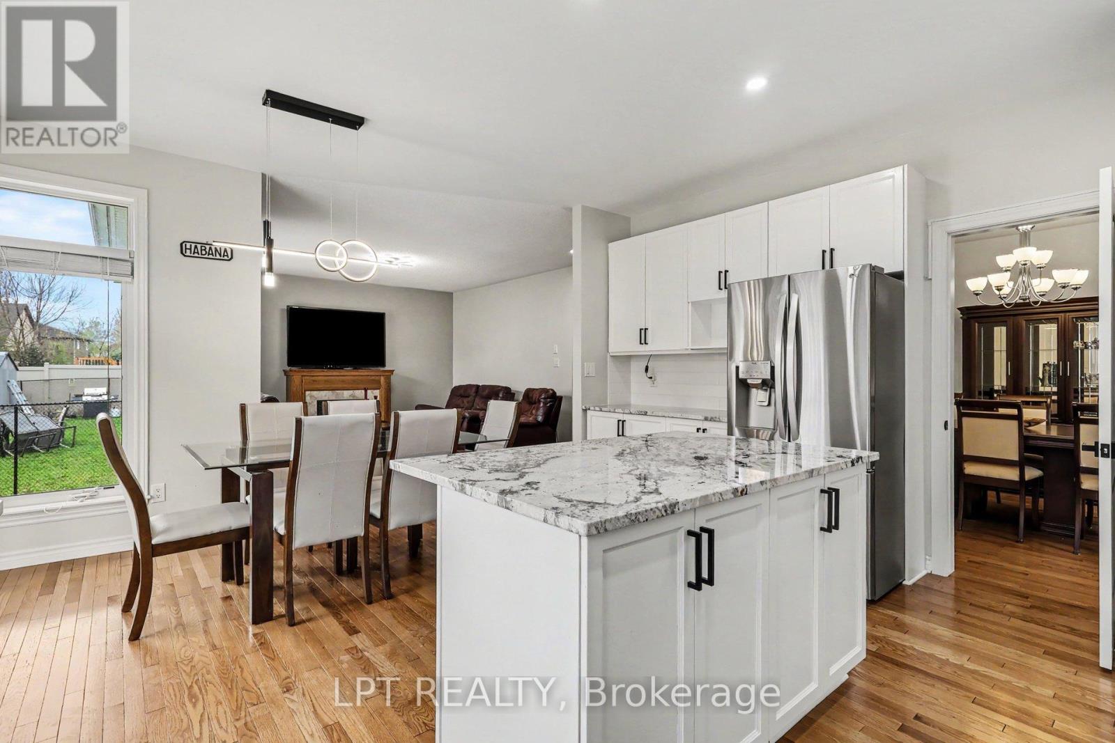 325 Creston Valley Way, Ottawa, Ontario  K1T 0G6 - Photo 18 - X13095794