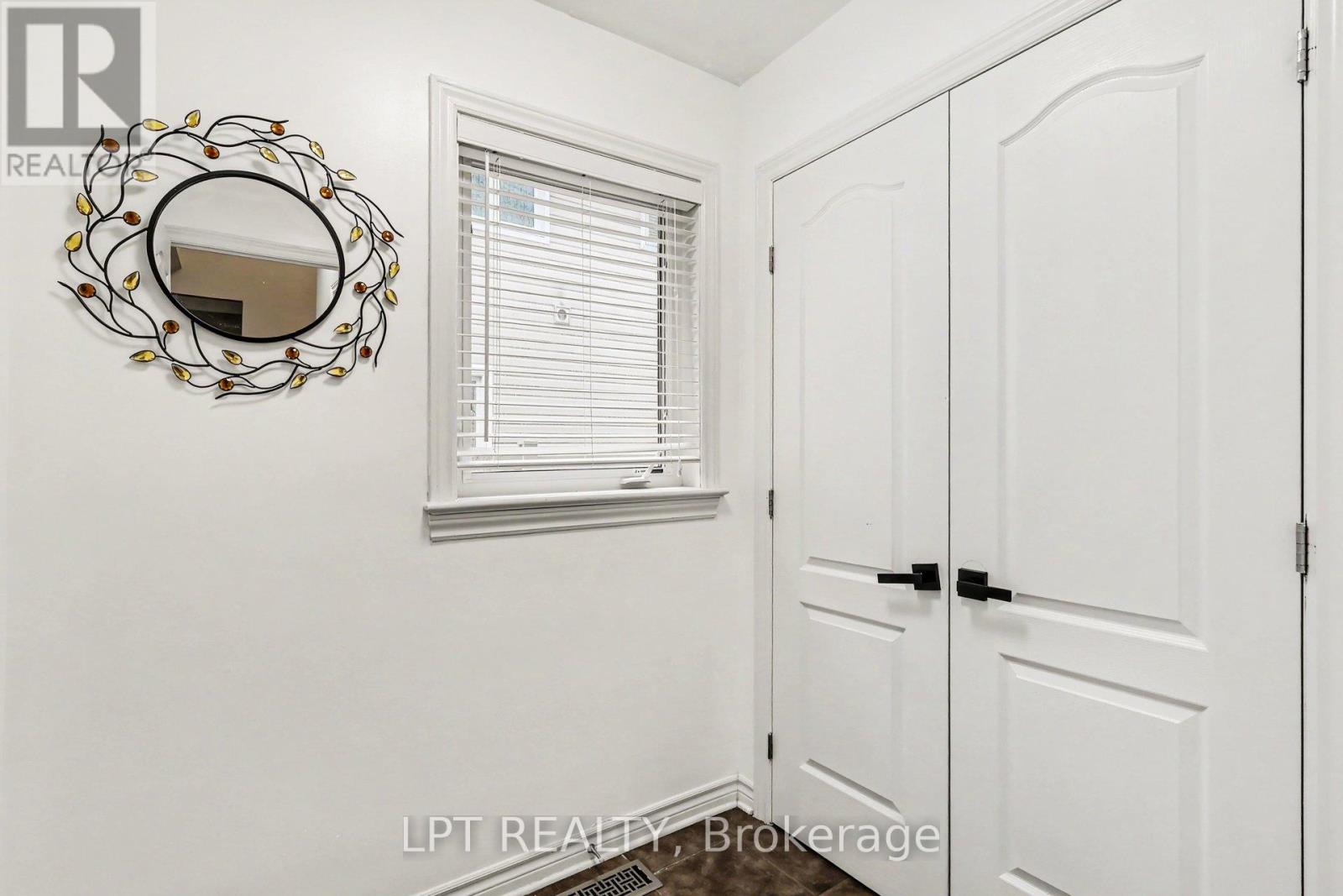 325 Creston Valley Way, Ottawa, Ontario  K1T 0G6 - Photo 6 - X13095794