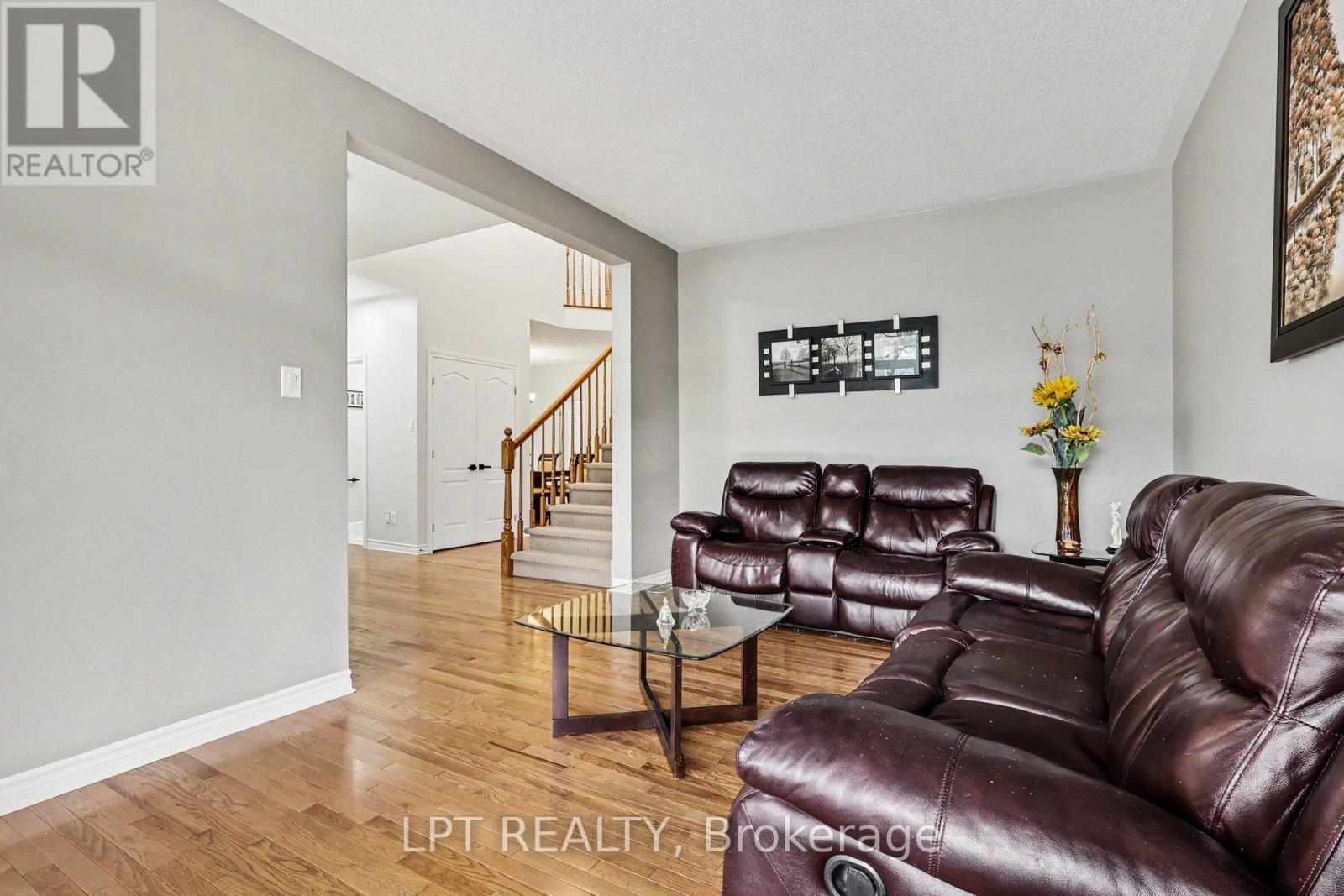 325 Creston Valley Way, Ottawa, Ontario  K1T 0G6 - Photo 9 - X13095794