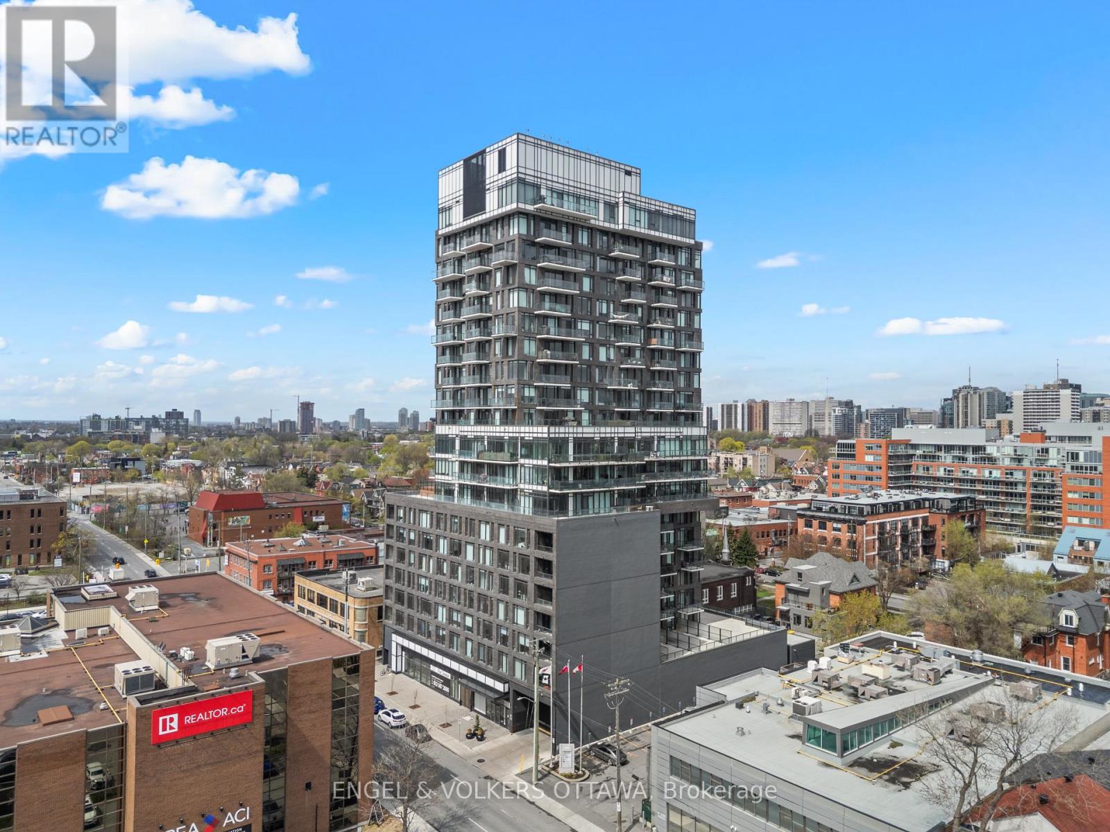 1701 - 203 Catherine Street, Ottawa, Ontario  K2P 1J5 - Photo 1 - X13095950