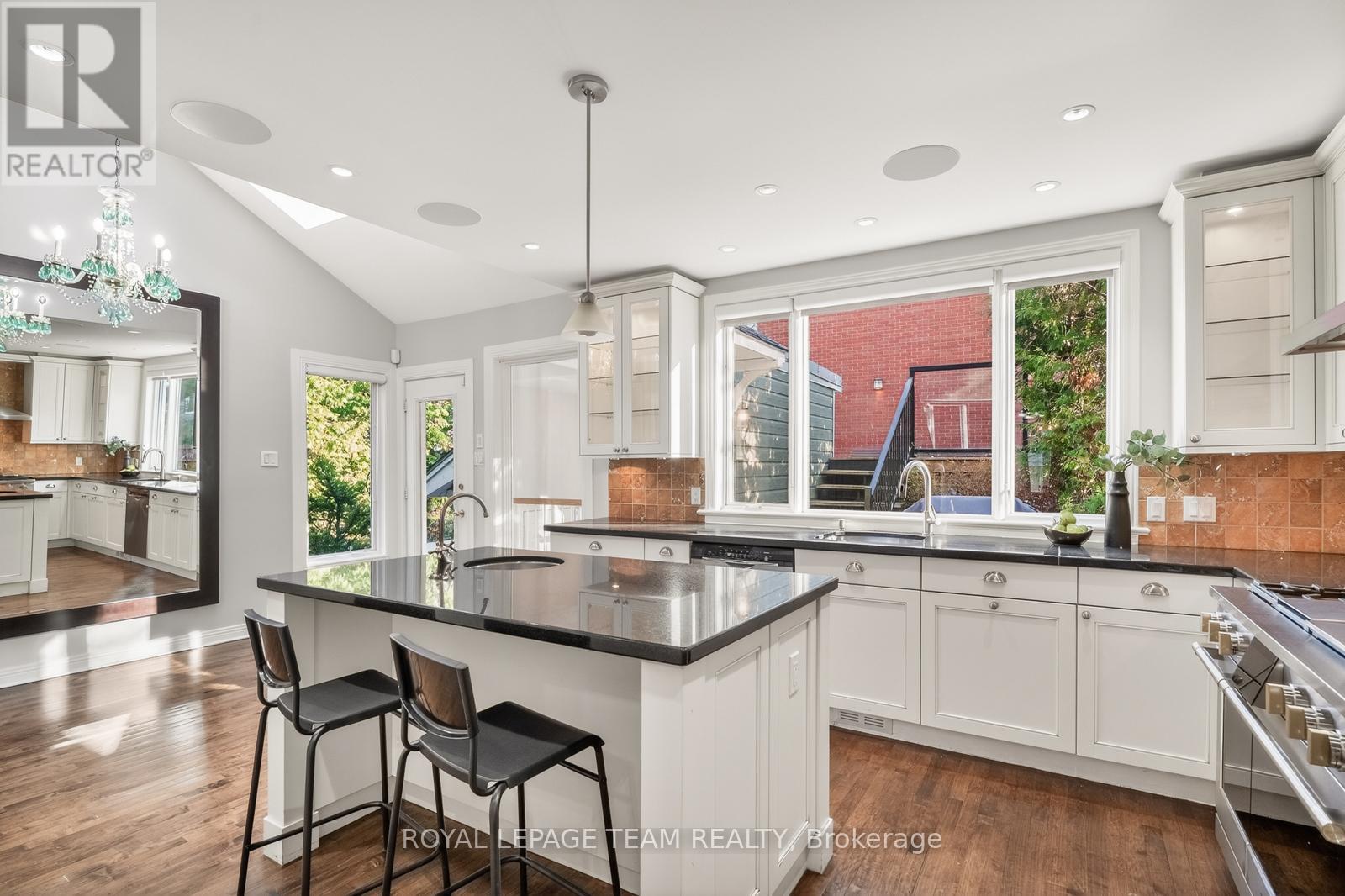 105 Crichton Street, Ottawa, Ontario  K1M 1V8 - Photo 21 - X13095994