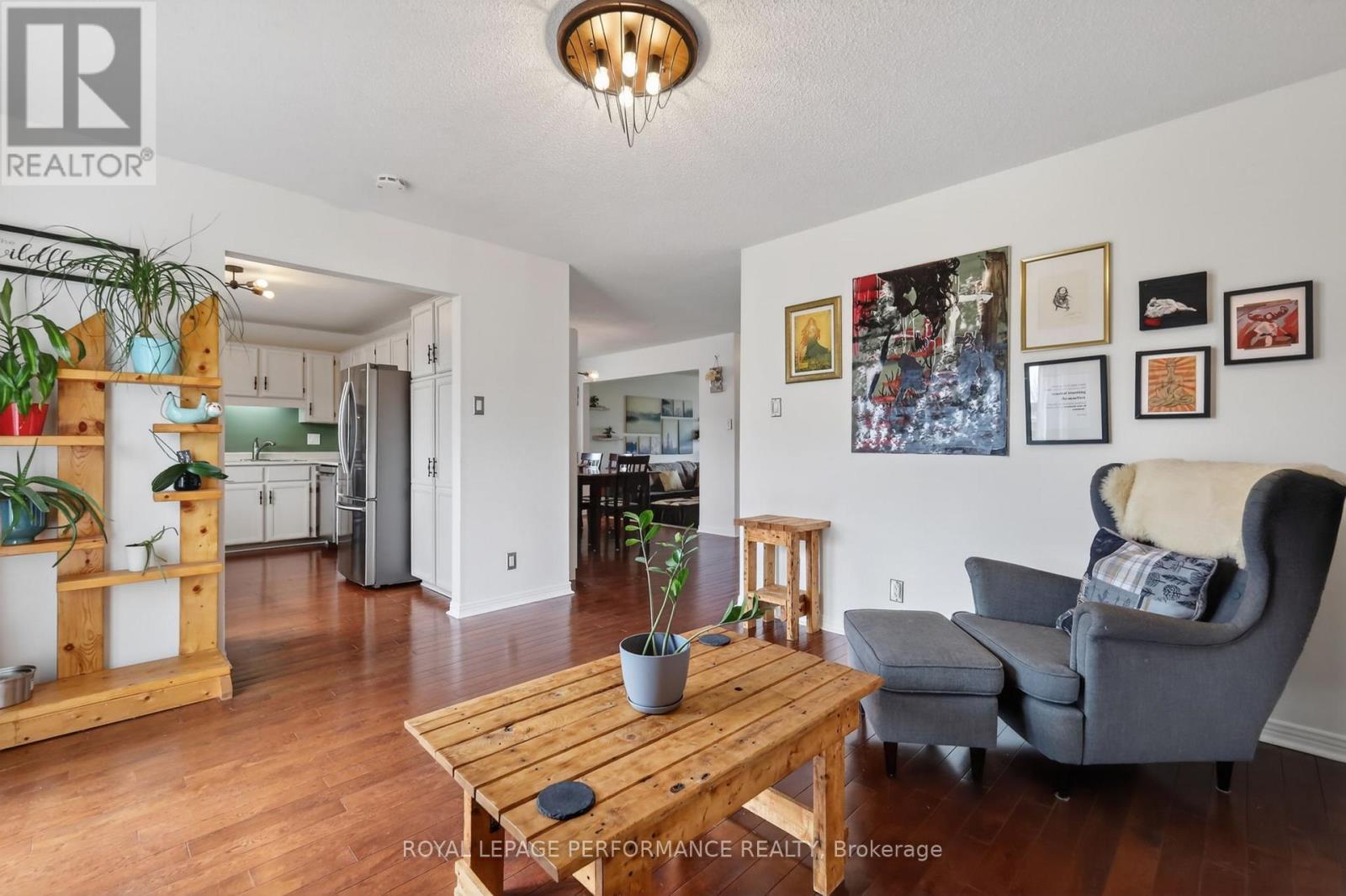 2 Canbury Crescent, Ottawa, Ontario  K2G 4L4 - Photo 15 - X13096052