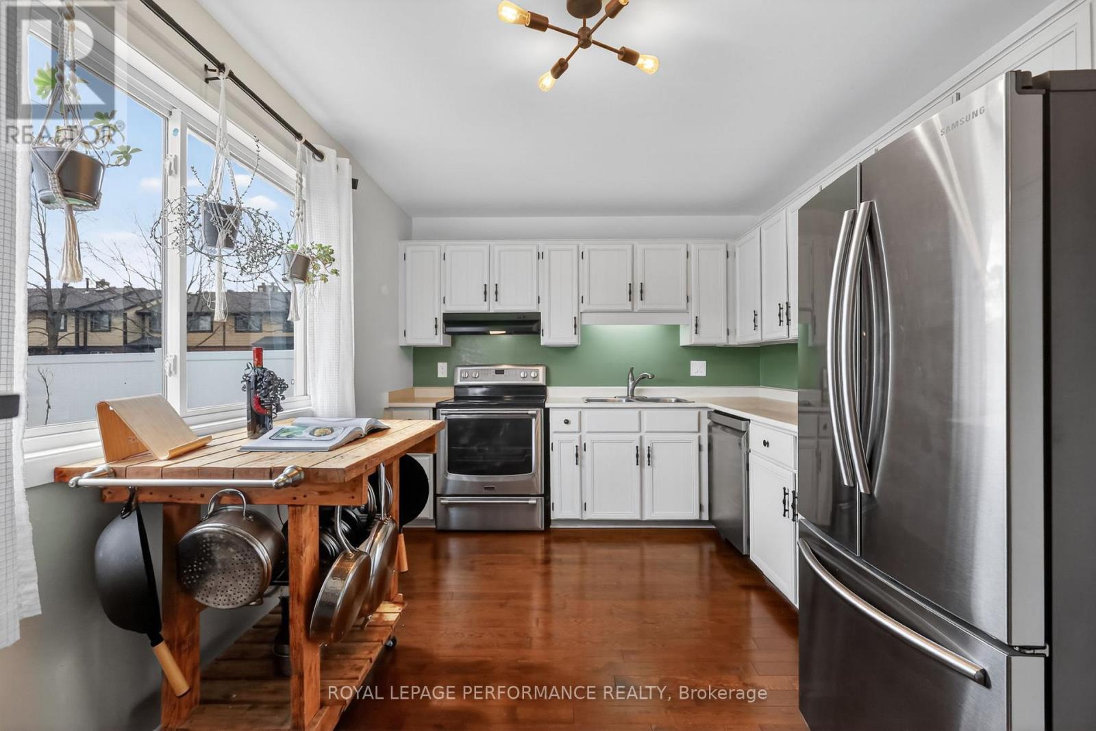 2 Canbury Crescent, Ottawa, Ontario  K2G 4L4 - Photo 18 - X13096052