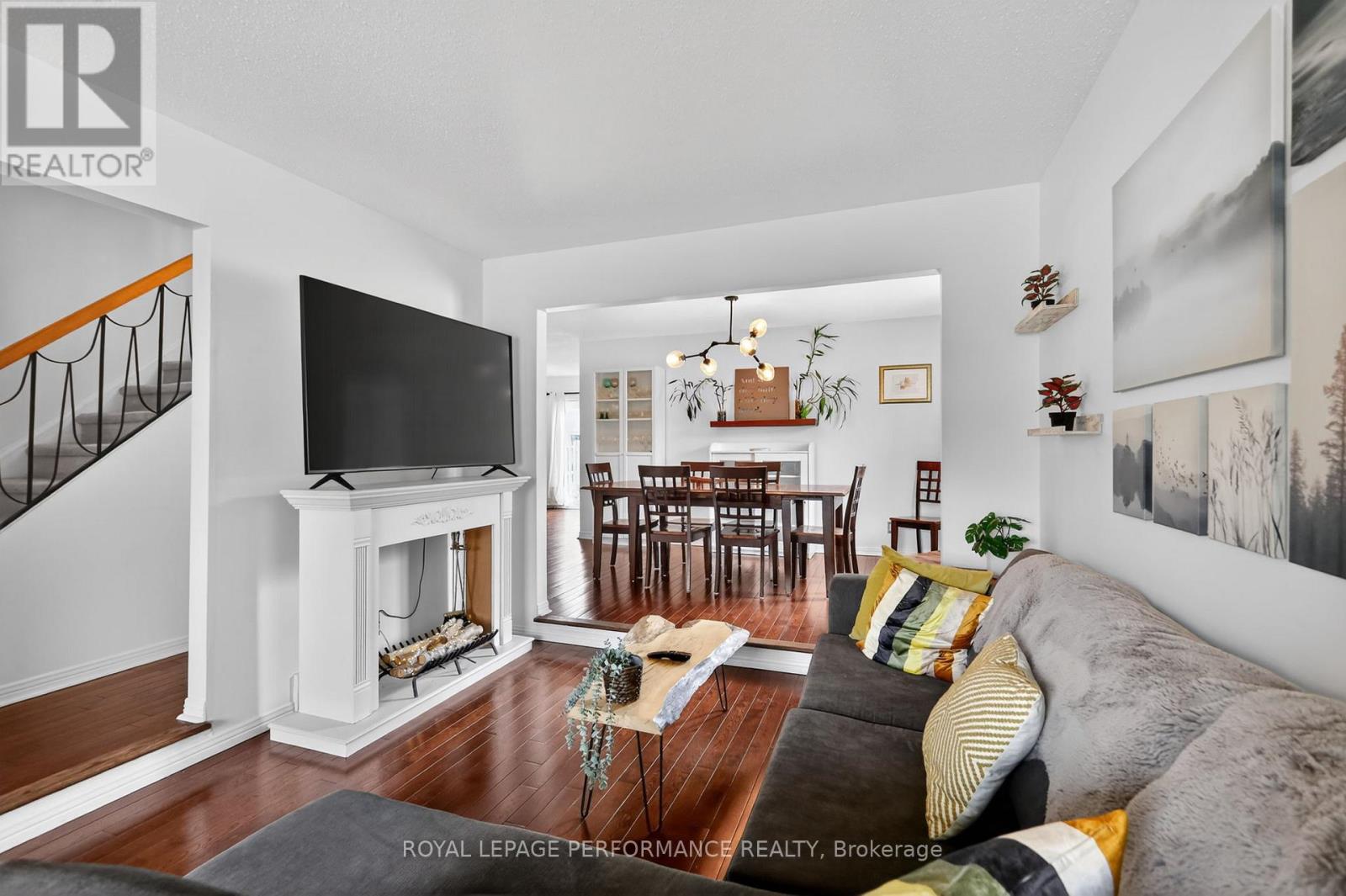 2 Canbury Crescent, Ottawa, Ontario  K2G 4L4 - Photo 6 - X13096052