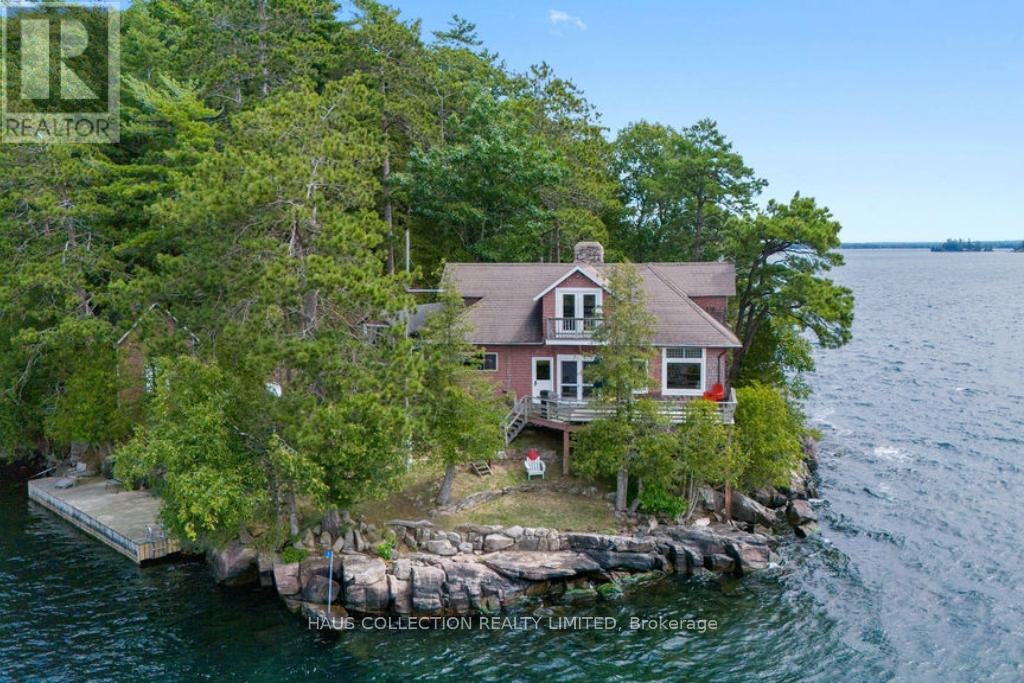 1 Little Grenadier Island, Leeds And The Thousand Islands, Ontario  K0E 1V0 - Photo 2 - X13096110