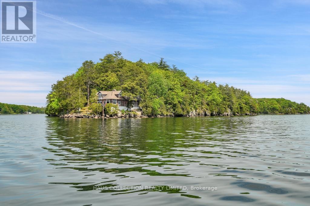 1 Little Grenadier Island, Leeds And The Thousand Islands, Ontario  K0E 1V0 - Photo 3 - X13096110