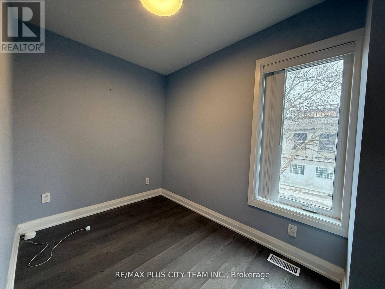 11 Baden Street, Toronto, Ontario  M6J 1Z3 - Photo 10 - C13095672