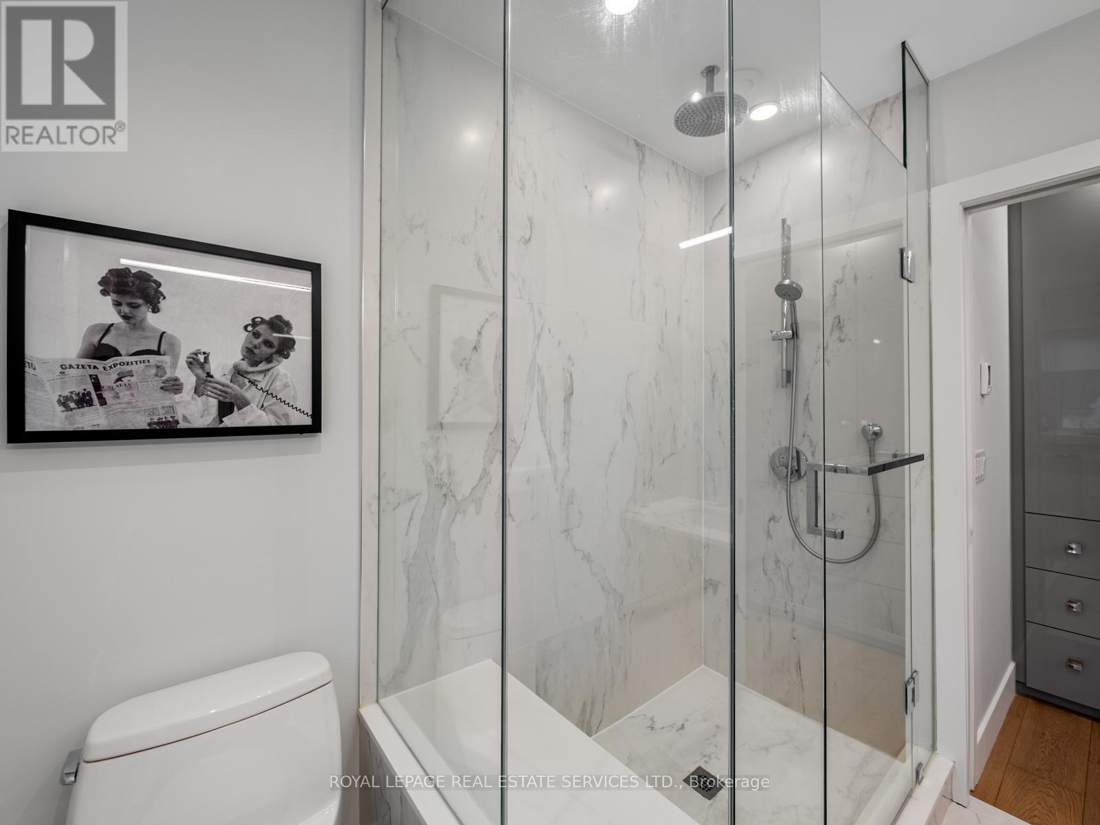 185 Glen Cedar Road, Toronto, Ontario  M6C 3G9 - Photo 23 - C13095704