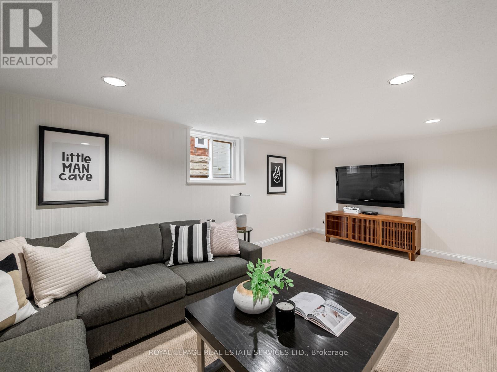 185 Glen Cedar Road, Toronto, Ontario  M6C 3G9 - Photo 31 - C13095704