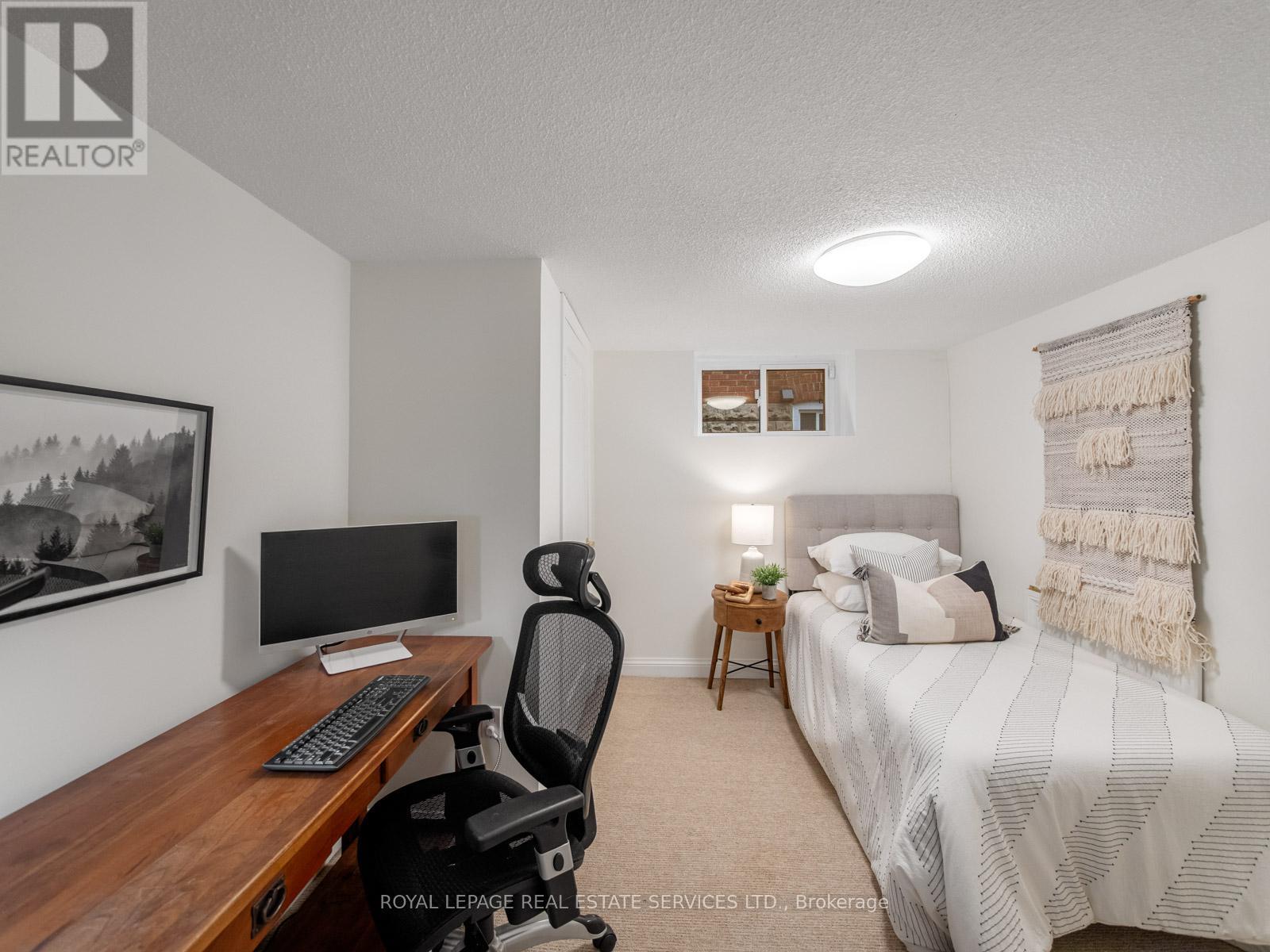 185 Glen Cedar Road, Toronto, Ontario  M6C 3G9 - Photo 32 - C13095704
