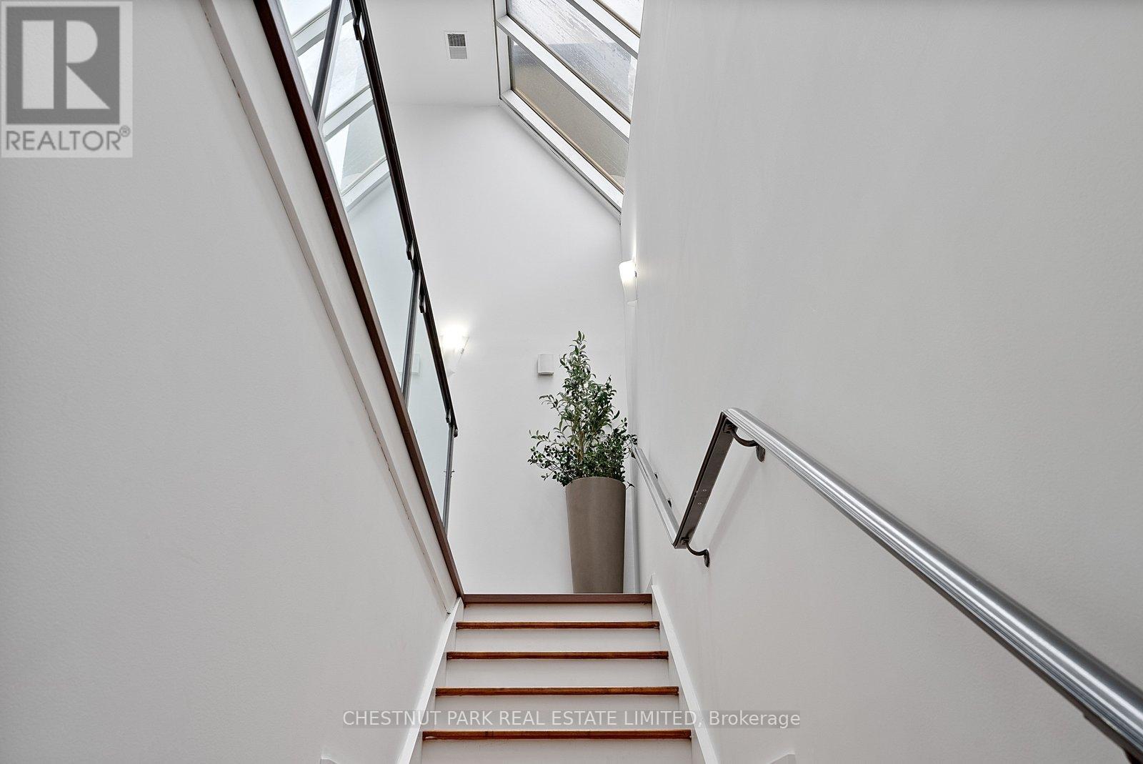 140 Avenue Road, Toronto, Ontario  M5R 2H6 - Photo 8 - C13095726