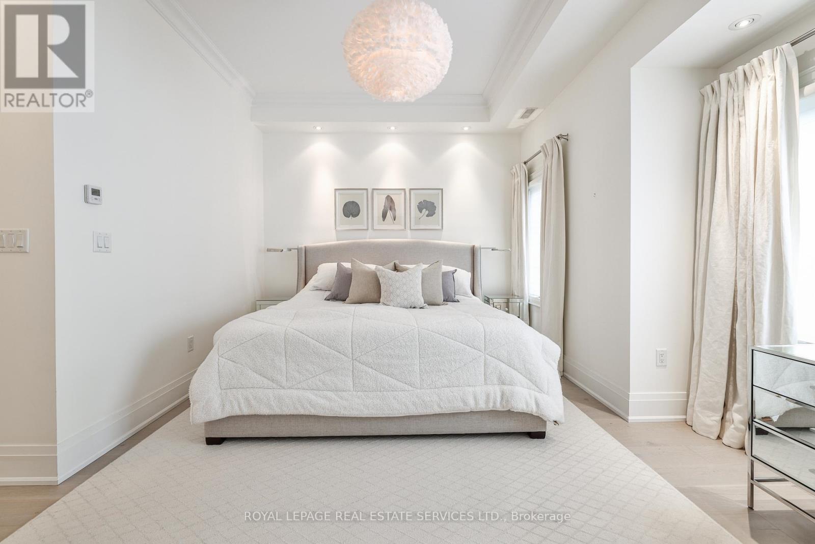 Th2 - 290 St Clair Avenue W, Toronto, Ontario  M4V 1S3 - Photo 14 - C13095732